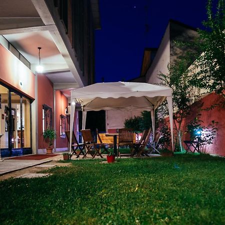 Albergo Soliani Fabbrico Esterno foto