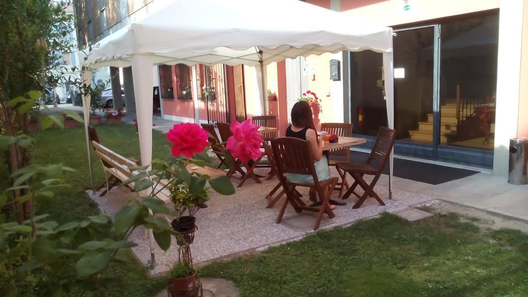 Albergo Soliani Fabbrico Esterno foto